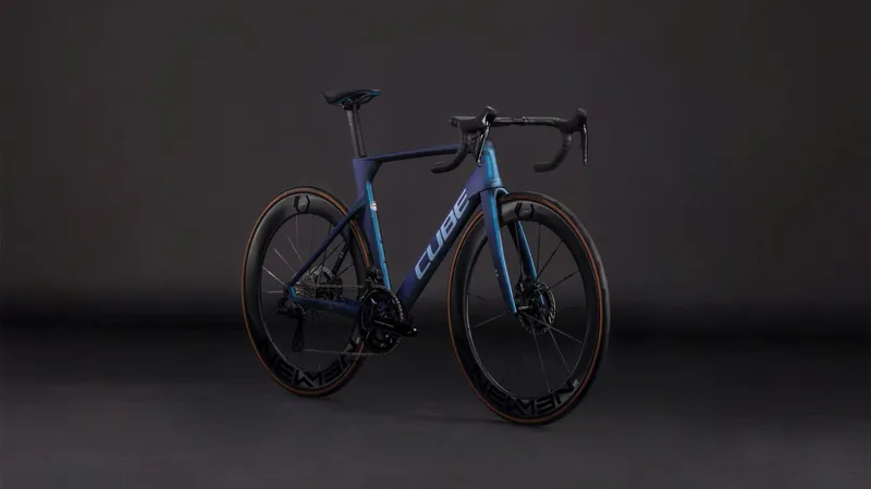 Cube Litening Aero C:68X SLT Road Bike in Atlantisgrid and Ice-8