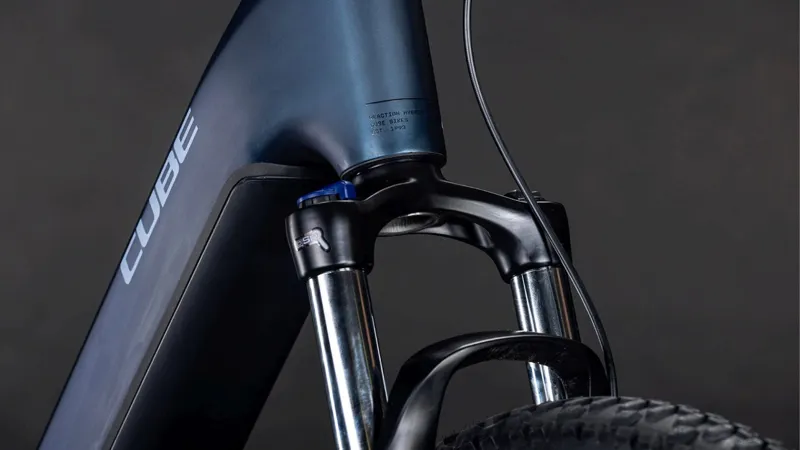 Cube Reaction Hybrid Performance EE 600Wh Electric Hybrid Bike in Indigoblue and Reflex-5