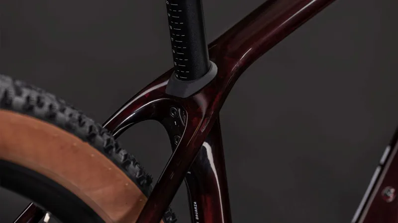 Cube Reaction C:62 Race Mountain Bike in Liquidred and White-5