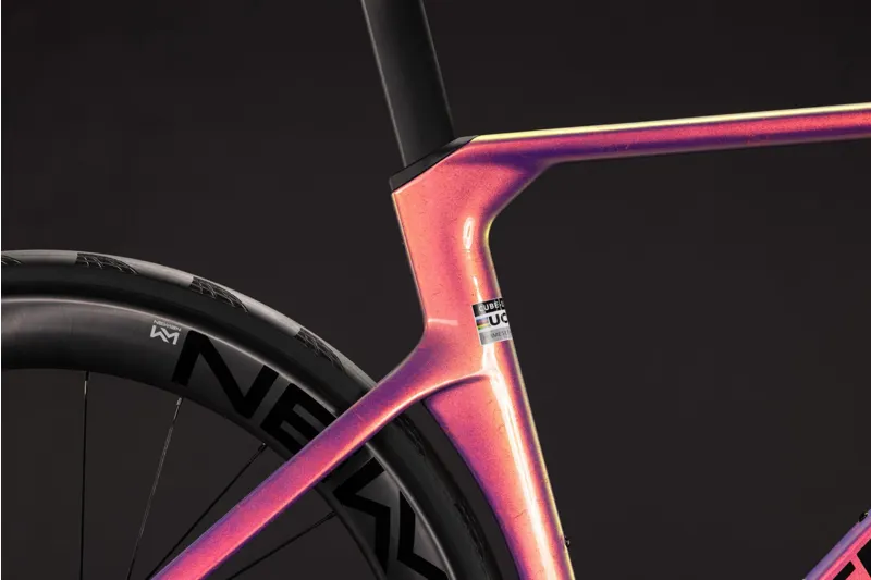Cube Litening Aero C:68X Pro Road Bike in Beamfibre and Black-6