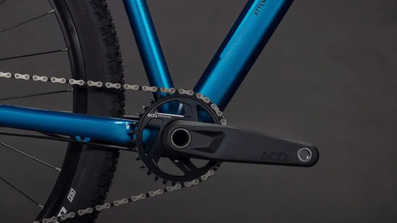 Cube Attention Pro Mountain Bike in Electricblue and Blue-5