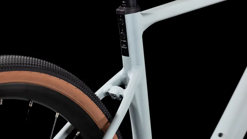 Cube Nuroad Race Gravel Bike in Haze and Gloss-4