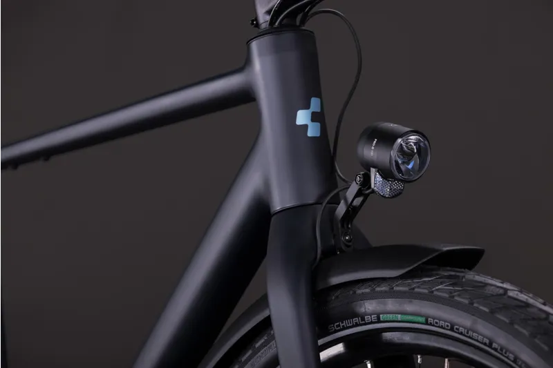Cube Editor Pro FE Hybrid Bike in Night and Chrome-4