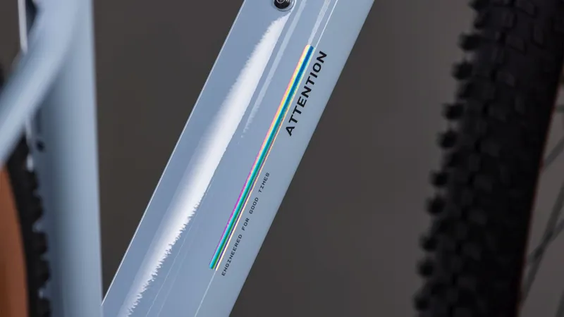 Cube Attention Pro Mountain Bike in Iceblue and Prism-4