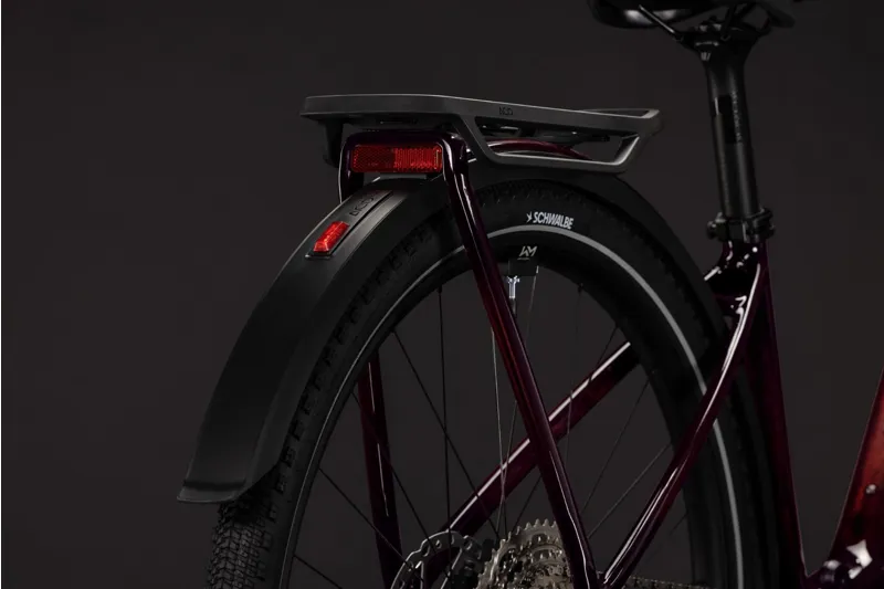 Cube Kathmandu Hybrid C:62 SLX EE 400Wh Electric Hybrid Bike in Liquidred and Red-5