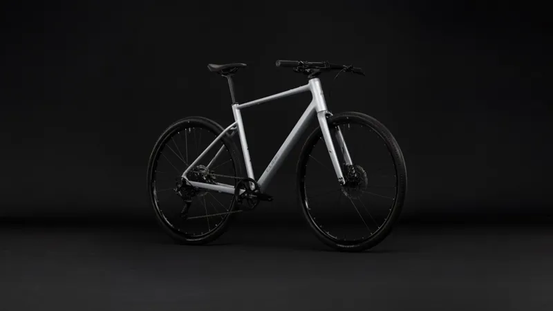 Cube Nulane ONE Hybrid Bike in Silverstar and Reflex-8
