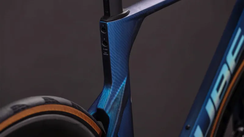 Cube Litening Aero C:68X SLT Road Bike in Atlantisgrid and Ice-7