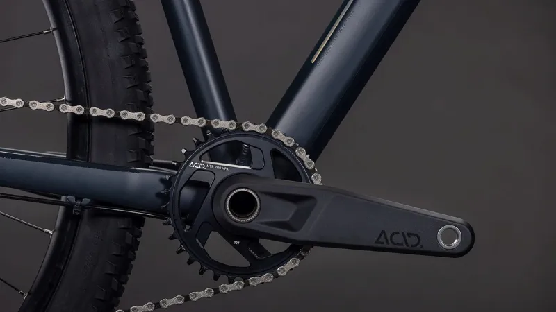 Cube Attention Pro Mountain Bike in Night and Black-4