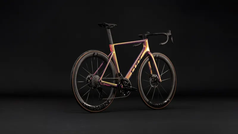 Cube Litening Air C:68X SLT Road Bike in Beamfibre and Black-11