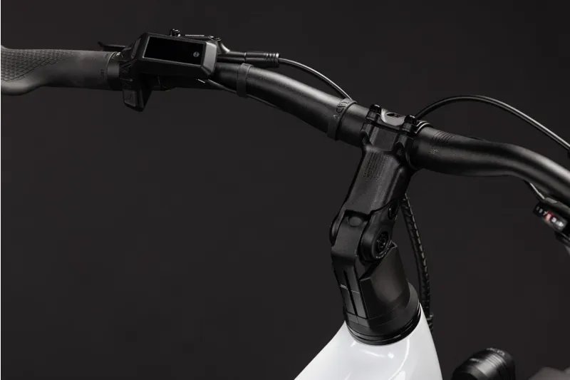 Cube Touring Hybrid ONE 600Wh Electric Hybrid Bike in Metallicwhite and Chrome-5