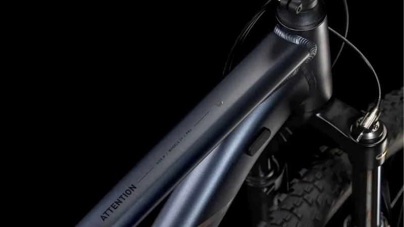Cube Attention Pro Hardtail Mountain Bike in Metallicgrey and Black-5