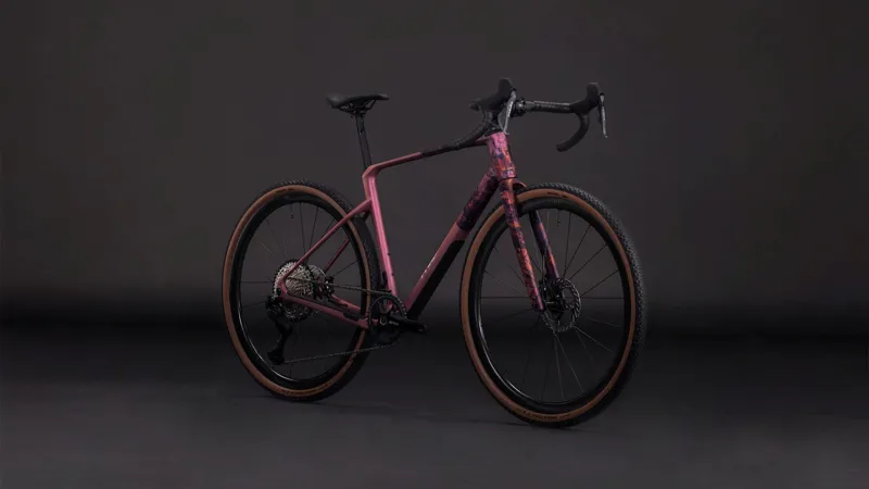 Cube Nuroad C:62 EX Gravel Bike in Shiftblush and Art-8