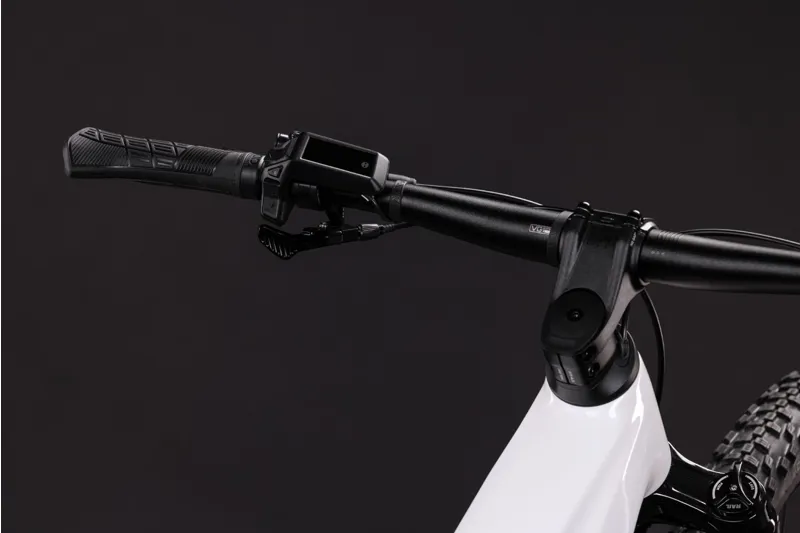 Cube Reaction Hybrid Race 800Wh Electric Mountain Bike in Snow and Black-5