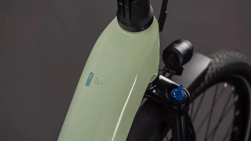 Cube Kathmandu Hybrid One EE 800Wh Electric Hyrbid Bike in Pea and Green-6