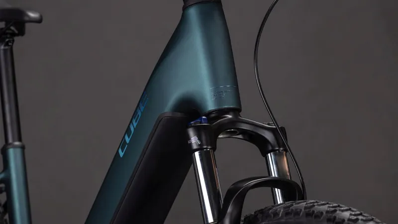 Cube Reaction Hybrid One EE 600Wh Electric Mountain Bike in Royalgreen and Prism-4