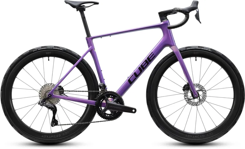 Cube Attain C:62 SLT Road Bike in Cosmicpurple and Black