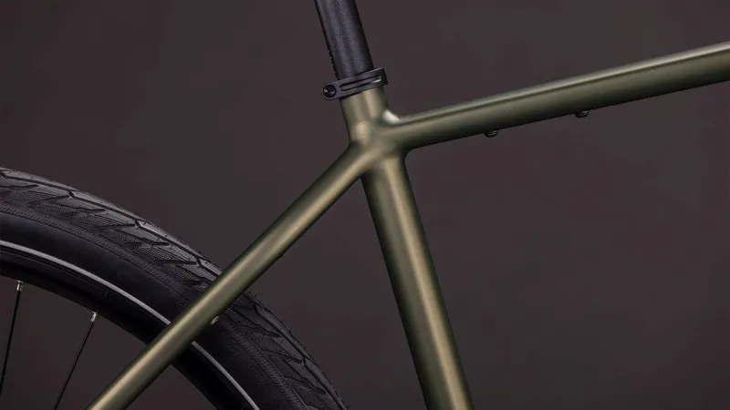 Cube Editor One Hybrid Bike in Reedgreen and Black-4