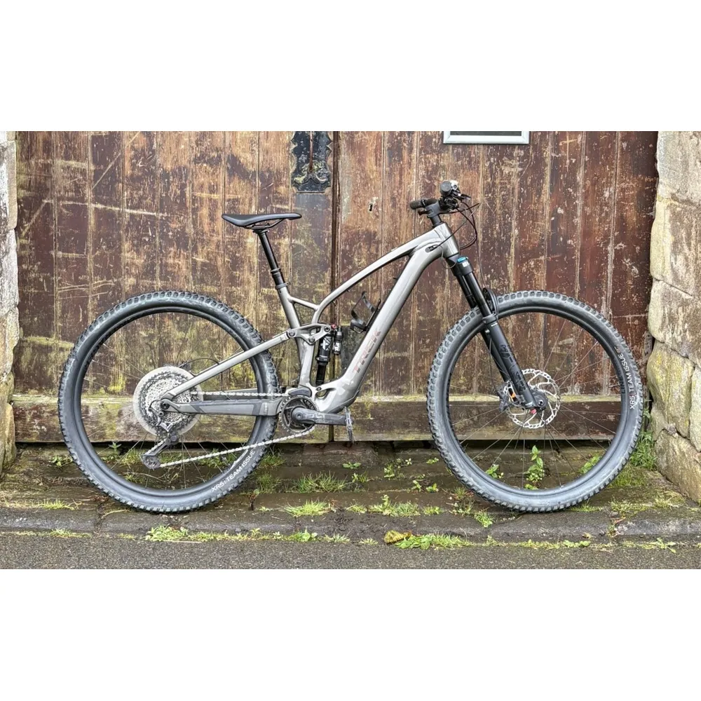 Team Cycles Trek EX DEMO TREK Fuel Exe 8 XT 360Wh Electric Full Suspension Mountain Bike in Satin Mercury | Interest FREE Finance & Online Refund Policy.