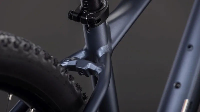 Cube Reaction SLX Mountain Bike in Metalicgrey and Black-5