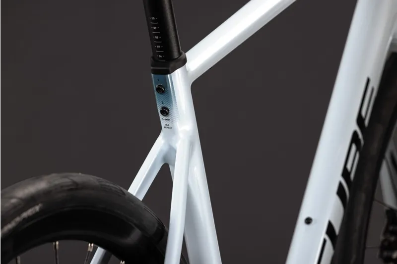 Cube Attain Race Road Bike in Glacier and Black-4