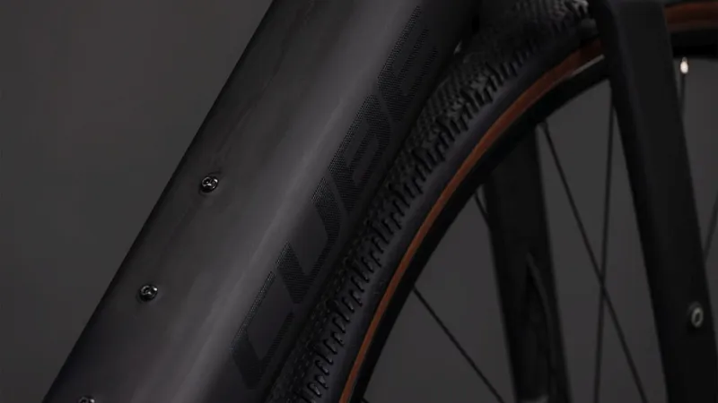 Cube Nuroad Hybrid C:62 EXC 400Wh Electric Gravel Bike in Blackline-5