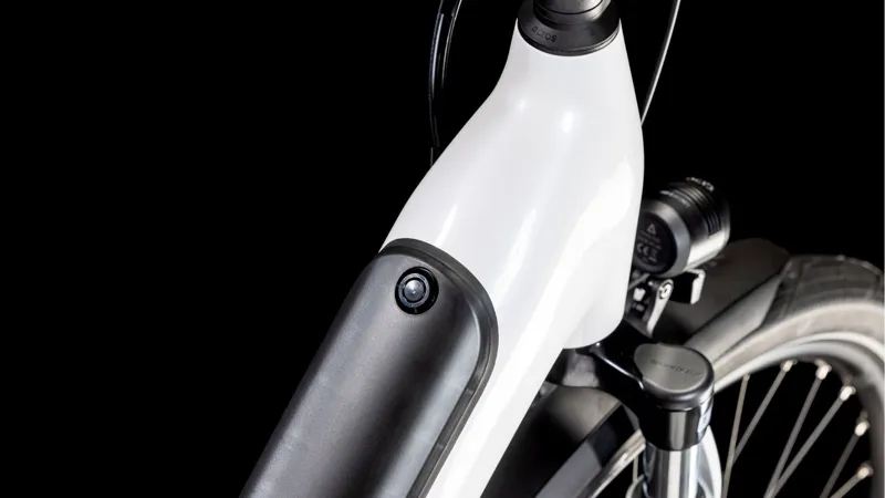 Cube Supreme Hybrid Comfort One EE 500Wh Electric Hybrid Bike in Metallicwhite and Black-5