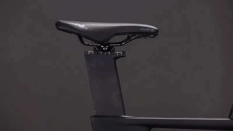 Cube Aerium C:68X SLX Road Bike in Carbon and Black-6