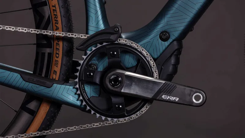 Cube Nuroad Hybrid C:62 SLT 400Wh Electric Gravel Bike in Royalgreen and Crisscross-6