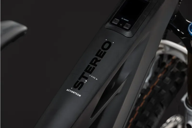 Cube Stereo Hybrid ONE77 HPC AT 800Wh Electric Full Suspension Mountain Bike in Carbon and White-6