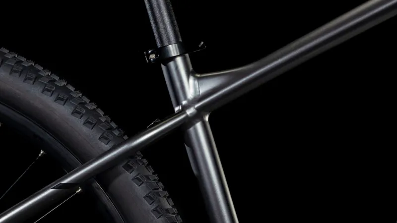 Cube Aim SLX Hardtail Mountain Bike in Slateblack and Black-5