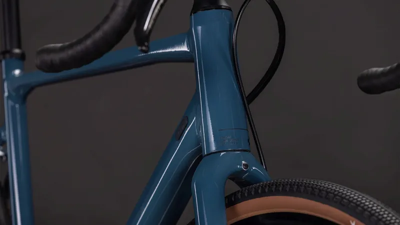 Cube Nuroad One Gravel Bike in Grovegreen and Black-5