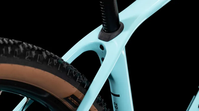 Cube Reaction C:62 ONE Mountain Bike in Dazzle and Black-5