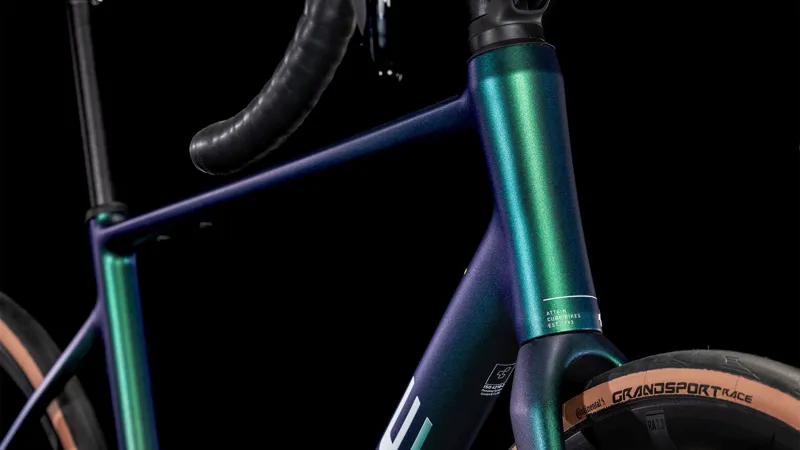 Cube Attain SLX Road Bike in Goblin and Yellow-5