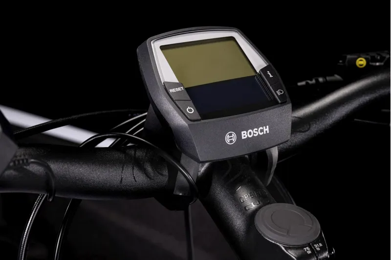 Cube Cargo Hybrid 500Wh Electric Cargo Bike in Flashwhite and Black-6