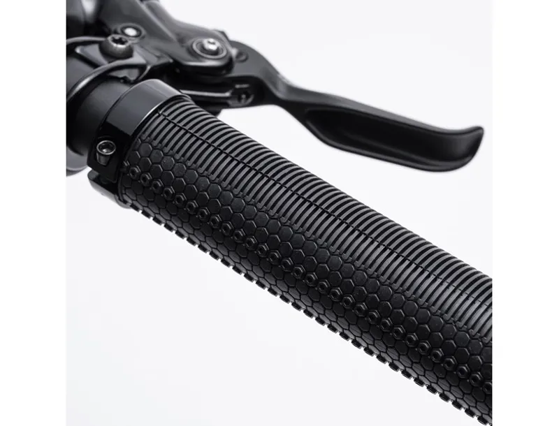 Fabric FHG-02 FunGuy Mountain Bike Grips in Black-4