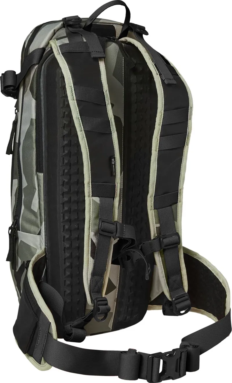 Fox MTB Utility 18L Hydration Backpack in Camo Green-1