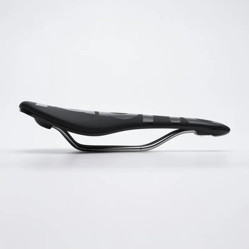 Fabric FSD-11 Scoop Elite Flat CrMo Saddle-2