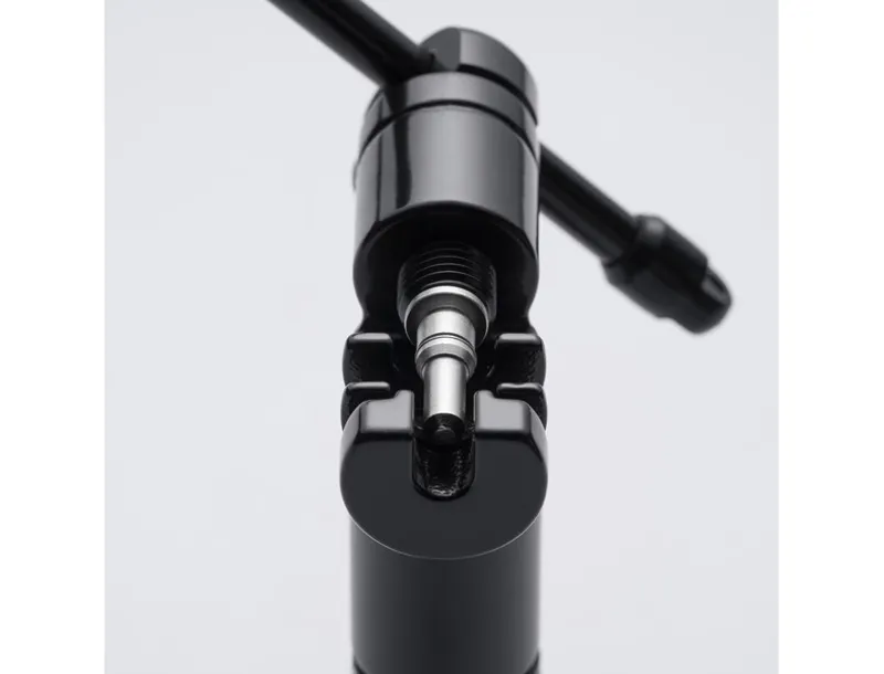 Fabric FTL-55 8-12 Speed Chain Splitter in Black-3