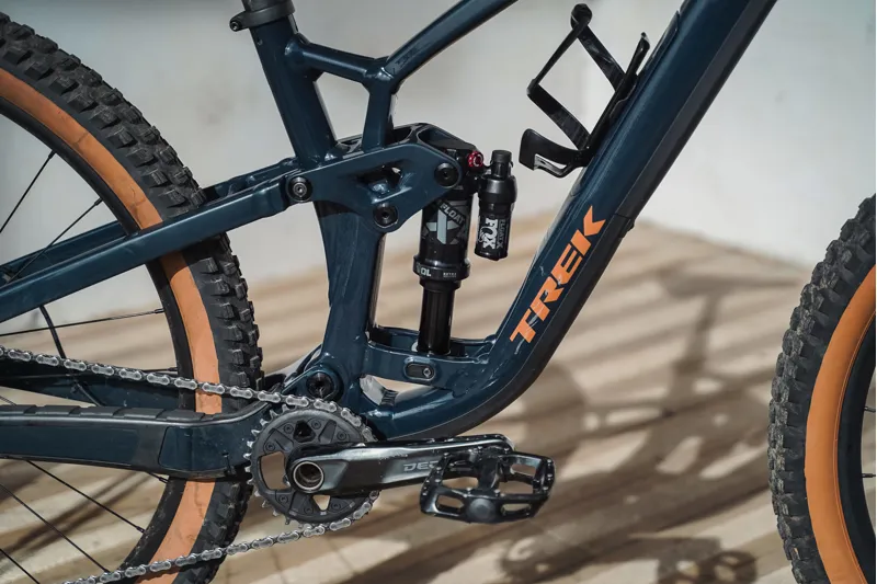 EX DEMO TREK Fuel EX 8 XT Gen 6 Full Suspension Mountain Bike in Nautical Navy-1