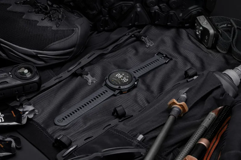 COROS NOMAD GPS Outdoor Watch in Black-5