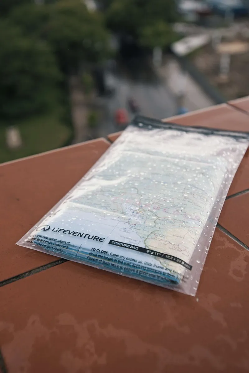 LiFEVENTURE Loc Top Waterproof Storage Bags-2