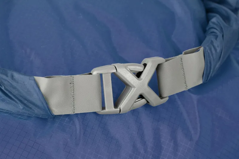 Lifeventure Ultralight Dry Bag in Blue - 10 Litres -2