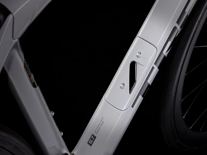 TREK Domane SL 7 Gen 4 Road Bike in Gravel Grey-8