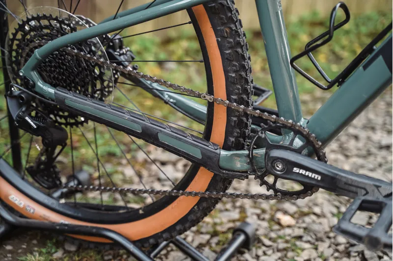 EX HIRE TREK Marlin 7 Gen 3 Hardtail Mountain Bike in Keswick-9