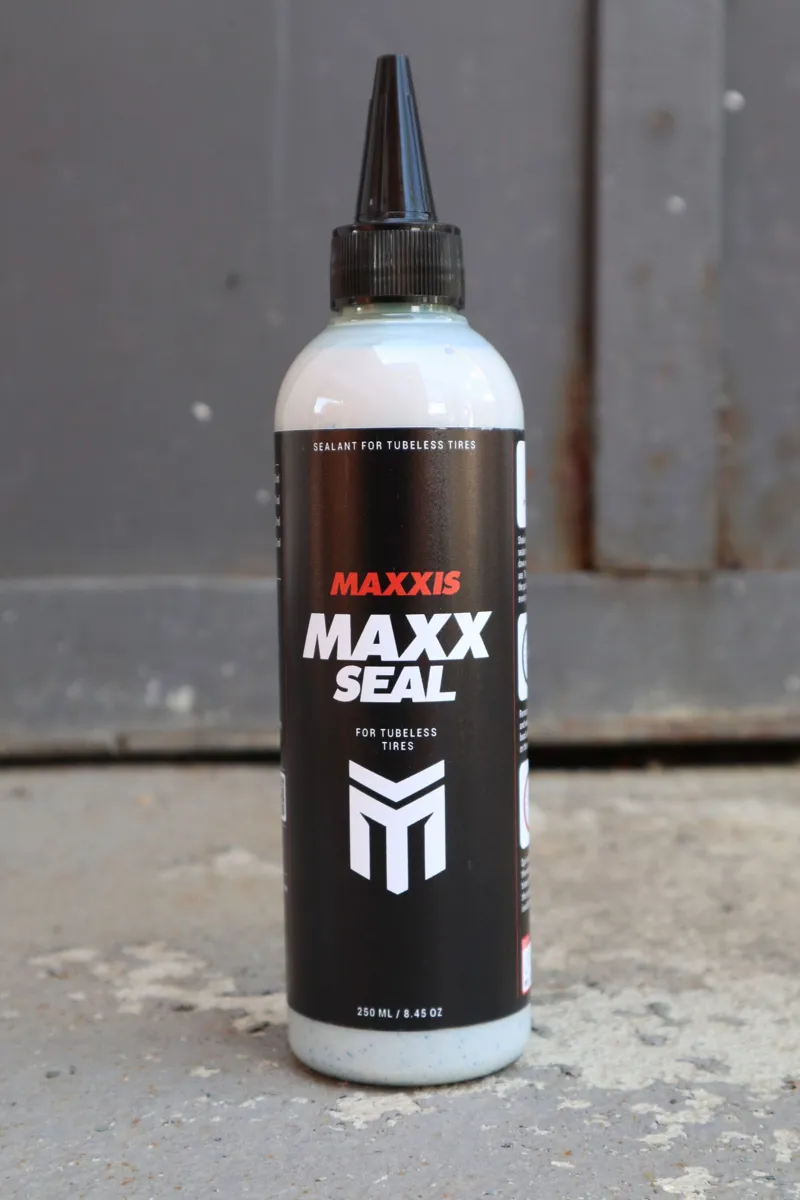Maxxis Maxx Tyre Sealant - 250ml-1