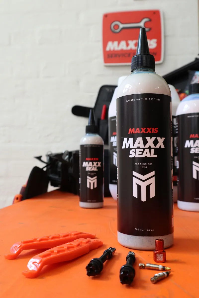 Maxxis Maxx Tyre Sealant - 500ml-2