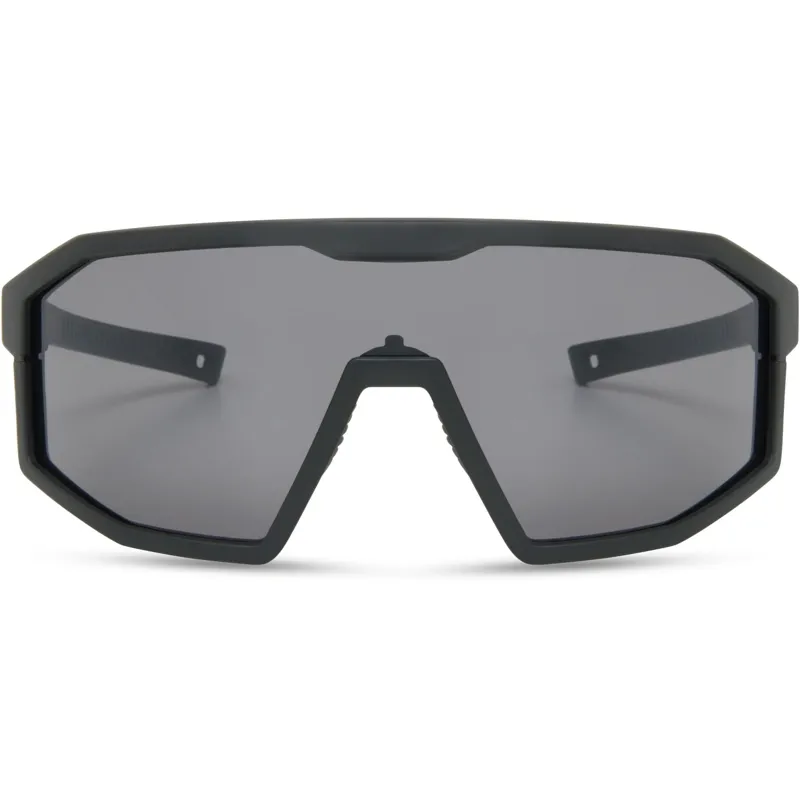 Madison Enigma Glasses in Black Mirror-3