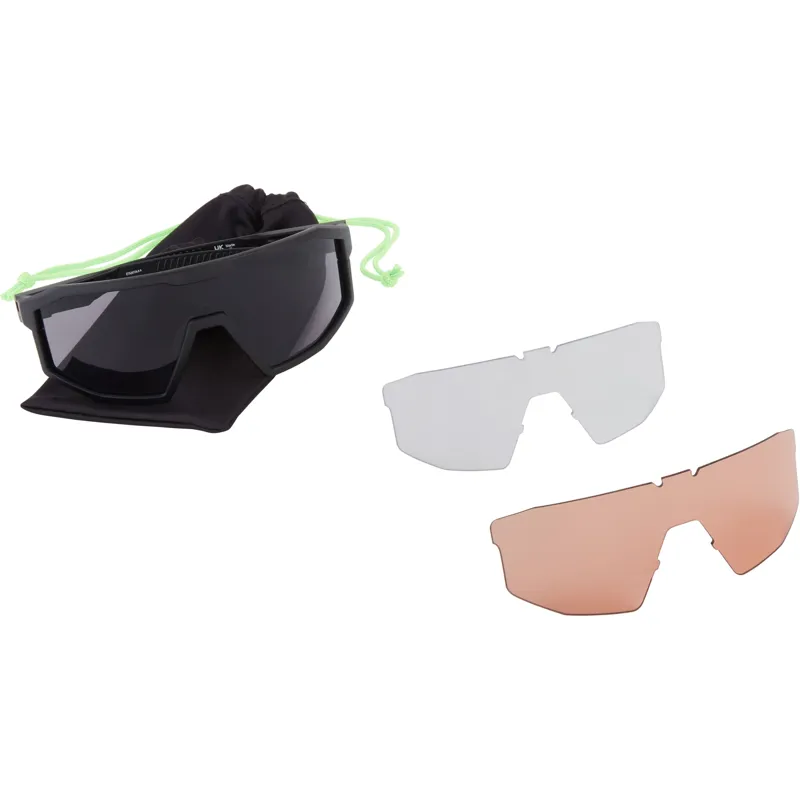 Madison Enigma Glasses in Black Mirror-5