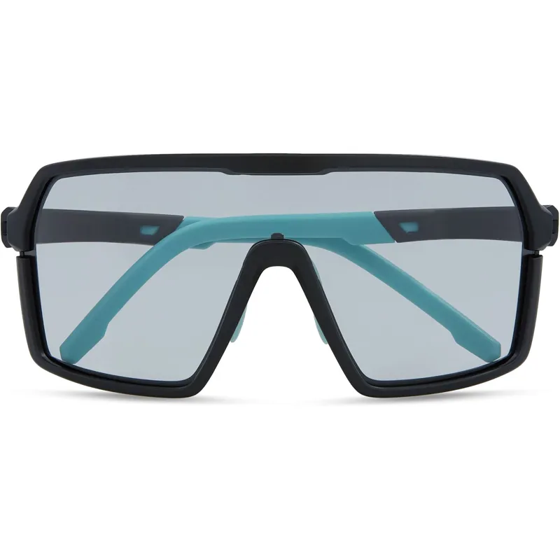 Madison Crypto Sunglasses in Matt Black with Photochromic Cat 1-3 Lens -4