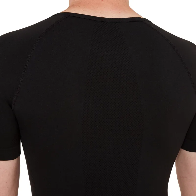 Madison Roam Isoler Mesh Short Sleeve Baselayer in Black-5